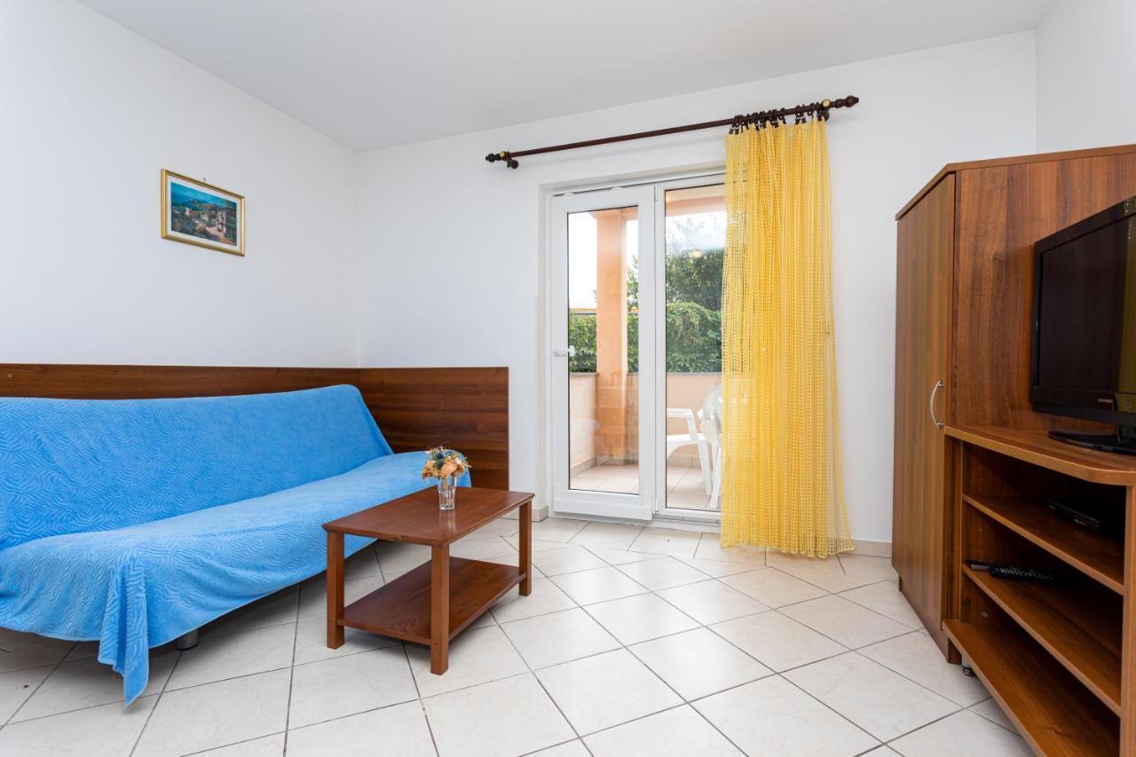 Apartments Crnekovic IV Baška Eksteriør billede