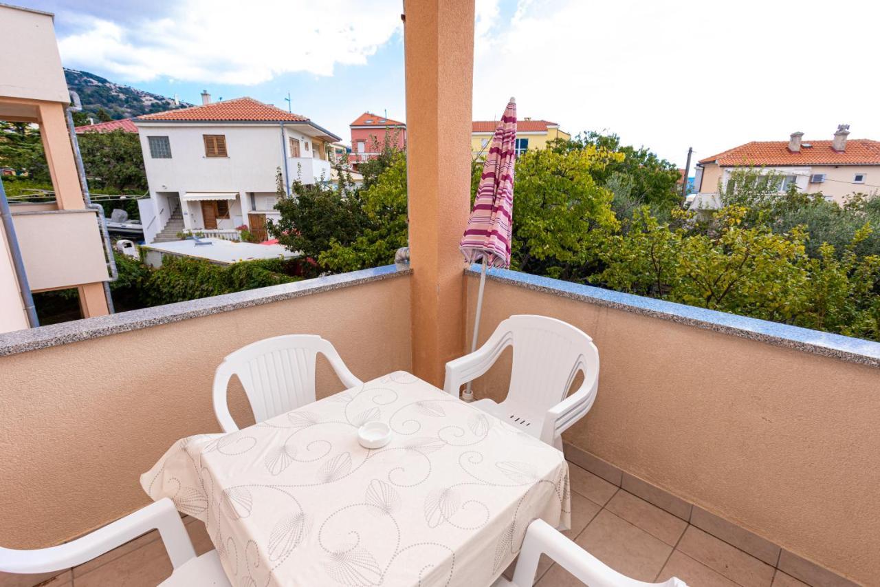 Apartments Crnekovic IV Baška Eksteriør billede